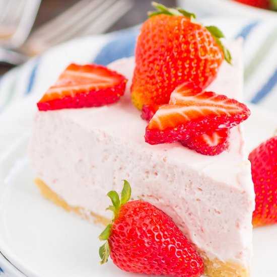 No Bake Strawberry Cheesecake