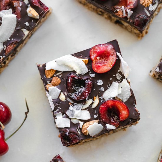 Dark Chocolate Cherry Oat Bars