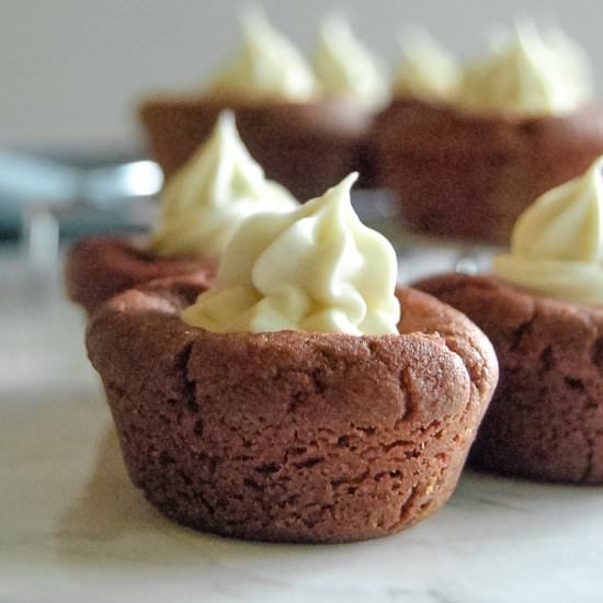 Red Velvet Cookie Cups