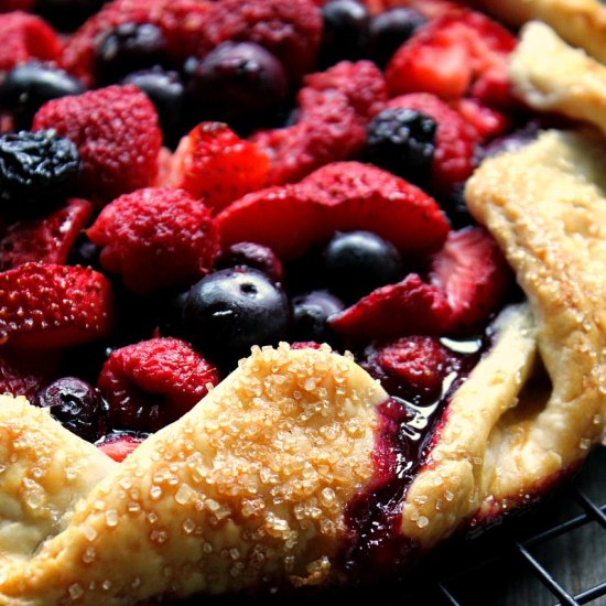 10 Minute Summer Berry Galette