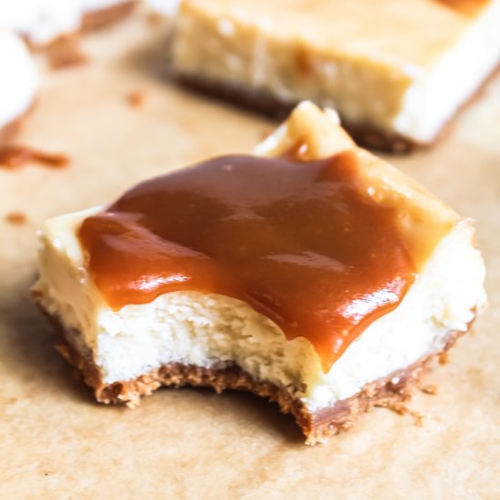 Salted Carmel Cheesecake Bars