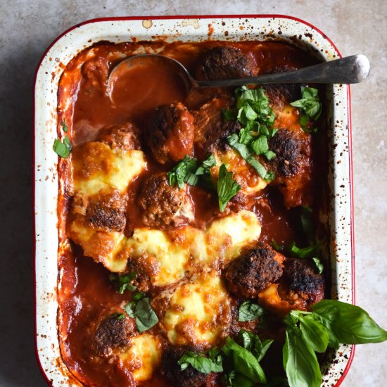 Vegetarian polpette bake