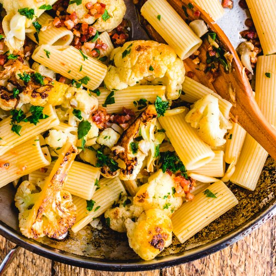 Rigatoni with Cauliflower and Bacon