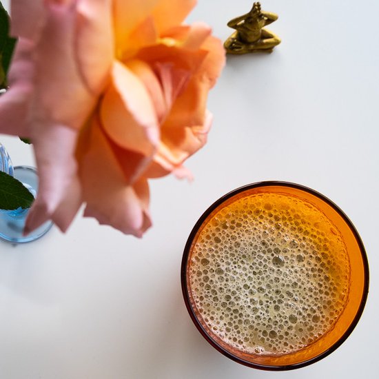 Smoothie with Fennel Stems, Bananas