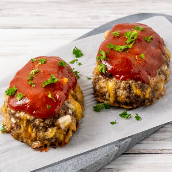 Individual Cheddar Meatloaves