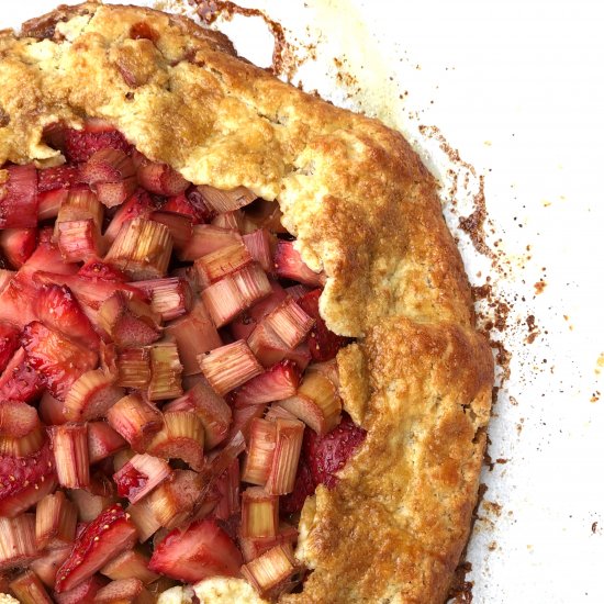 Paleo Strawberry Rhubarb Galette