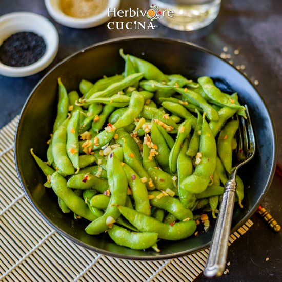 Instant Pot Garlic Edamame