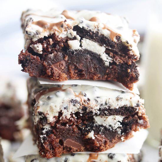 Cookies & Cream Oreo Brownies