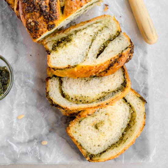 braided pesto bread