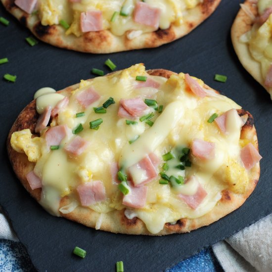 Eggs Benedict Mini Naan Pizzas