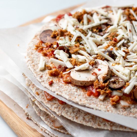 DIY Easy Frozen Pizzas