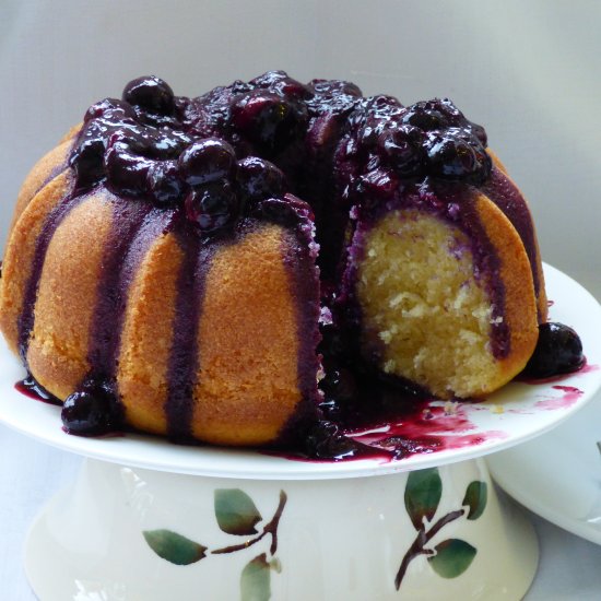 Vanilla Cake with a Blueberry Sauce