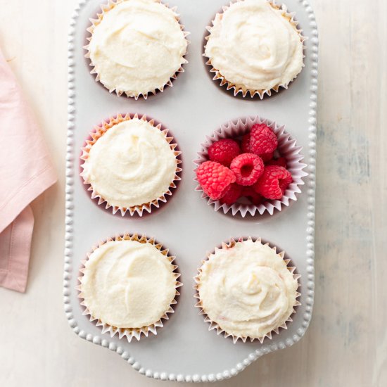 raspberry vanilla cupcakes