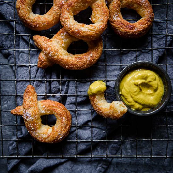 Low-Carb & Keto Pretzels