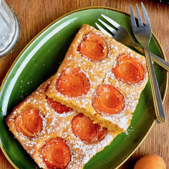 Vegan Apricot Cake