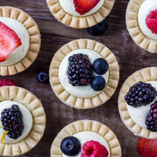 MINI FRUIT TARTS