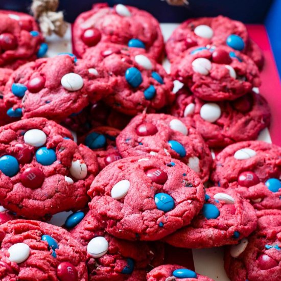 RED VELVET COOKIES