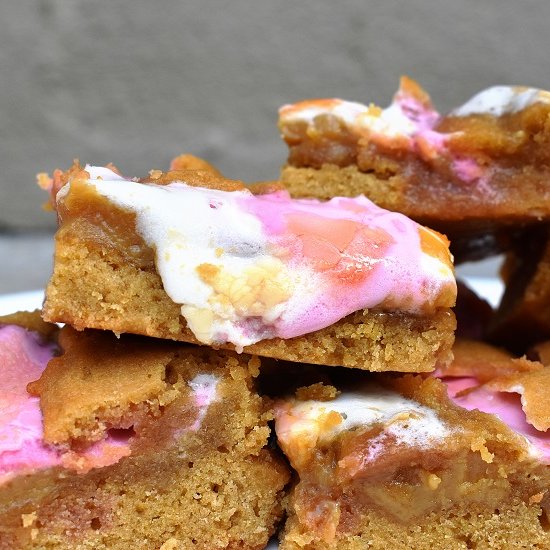 Caramel Marshmallow Cookie Bars