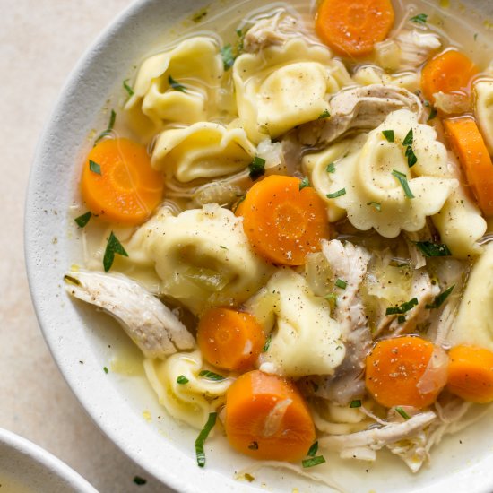 Instant Pot Chicken Tortellini Soup