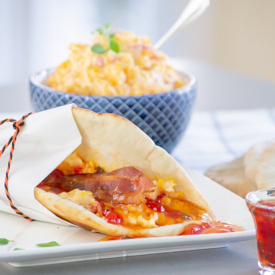 Pimento Cheese & Pepper Jelly Pita