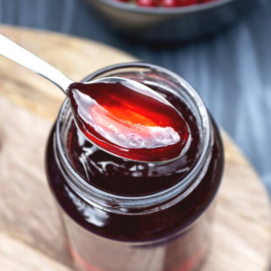 Homemade Red Currant Jelly