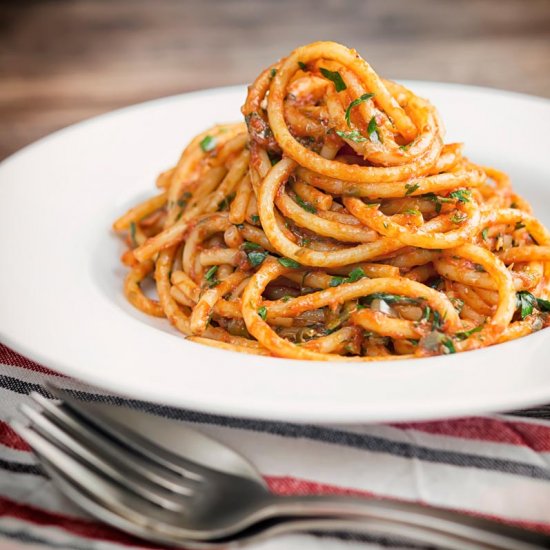 Pasta with Puttanesca Sauce