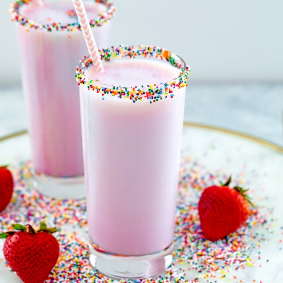 Fresh Strawberry Milk