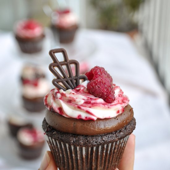 Chocolate raspberry cupcakes