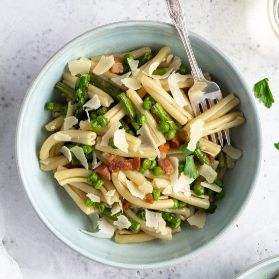 Asparagus pasta