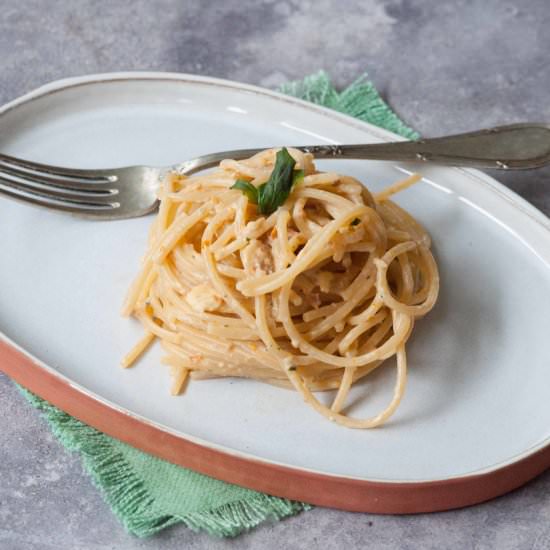 Spaghetti with ricotta pesto