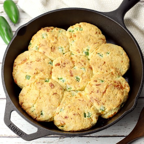 Jalapeño Cheddar Cornmeal Biscuits