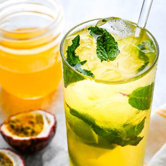 Bubbly Passion Fruit Mojito