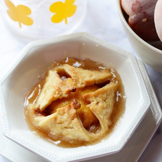 Old Fashioned Peach Dumplings