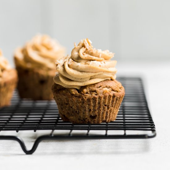 Easy Dog Birthday Cupcakes