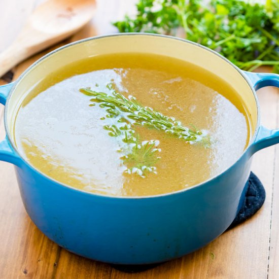 How to Make Chicken Stock