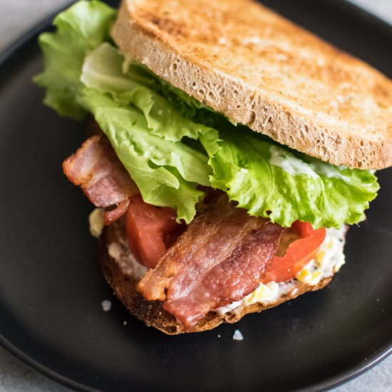 BLT With Pepperoncini Mayo