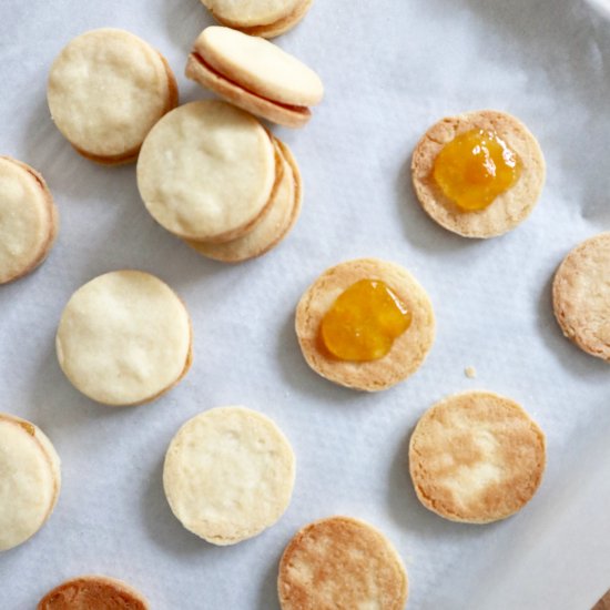 vanilla bean sandwich cookies