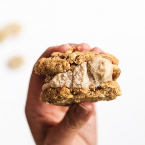 4-Ingredient Ice Cream Sandwiches