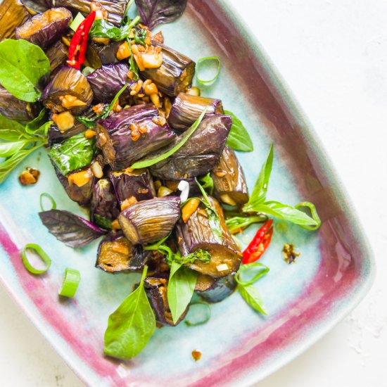 Basil Eggplant Stir-Fry | 塔香茄子