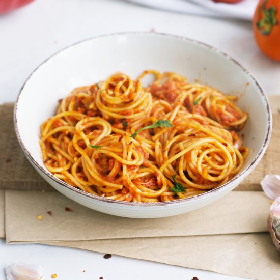 Tomato Bacon Pasta