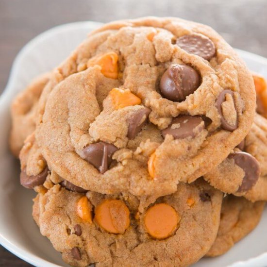 PUMPKIN SPICE DOUBLE CHIP COOKIES