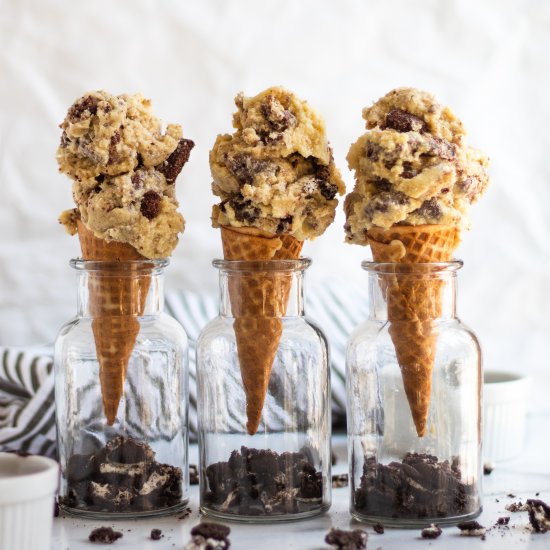 Paleo Cookies n’ Cream Ice Cream