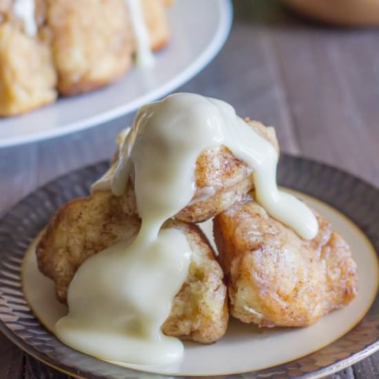 Apple Cinnamon Pull Apart Bread