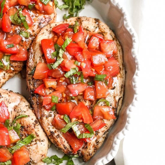 Paleo Whole30 Bruschetta Chicken