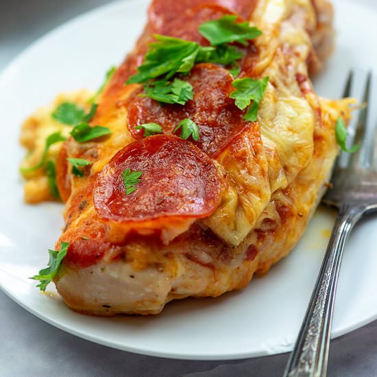 PIZZA STUFFED CHICKEN