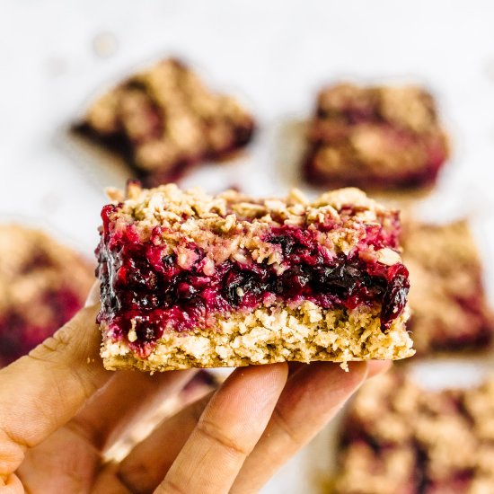 Mixed Berry Crumble Bars