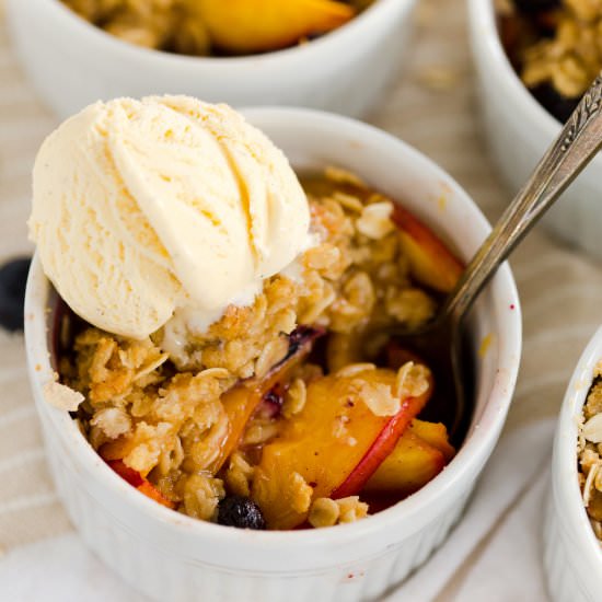 Nectarine Blueberry Crisp