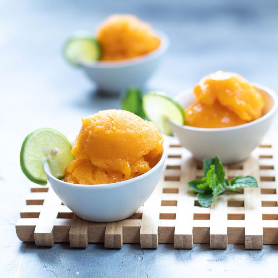 Mango sorbet with lime and mint