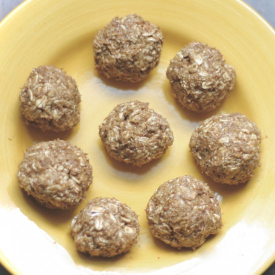 Banana Sunbutter Oat Balls