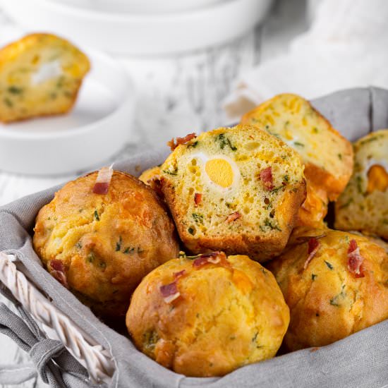 Savory bacon muffins